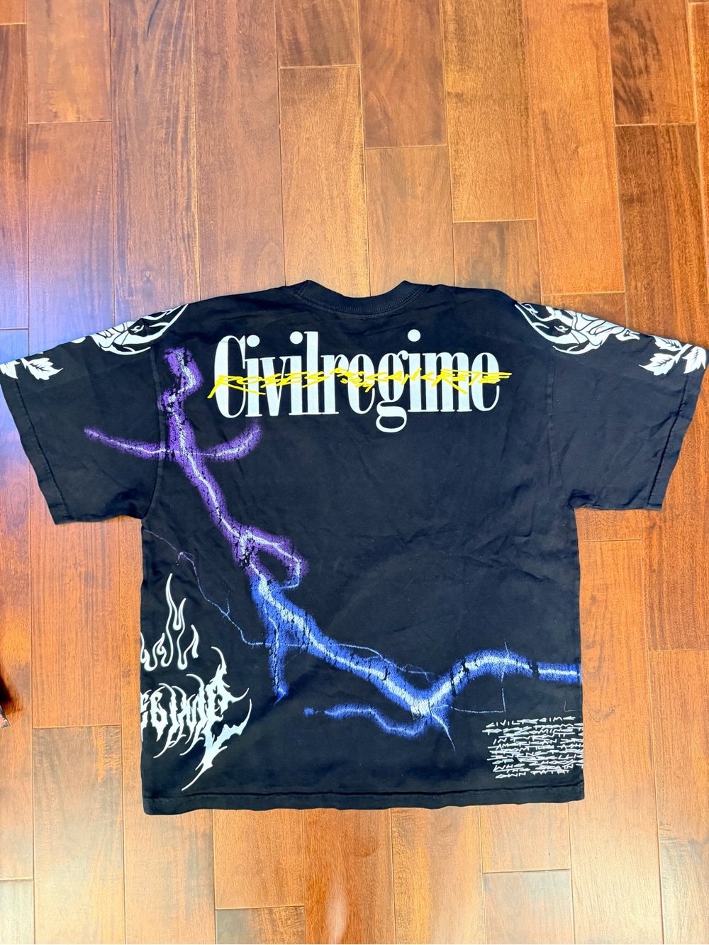 Civil Regime Graphic T-Shirt oversized